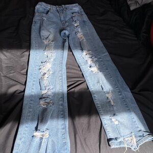 Rue21 size 2 denim blue ripped jeans